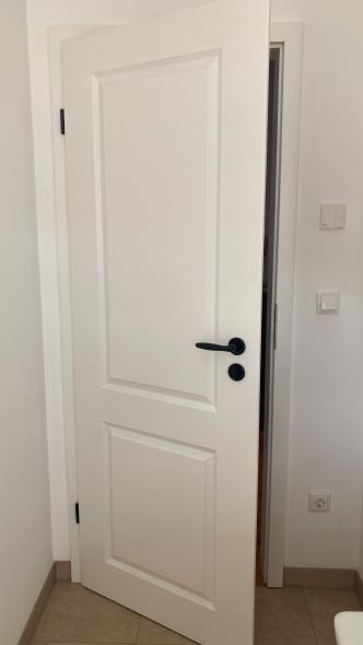 Weiße Zimmertür in Bad Kissingen