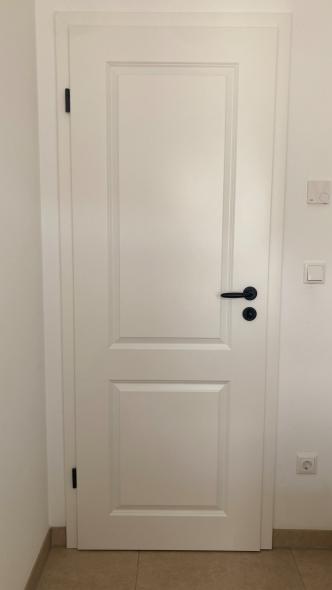 Weiße Zimmertür in Bad Kissingen